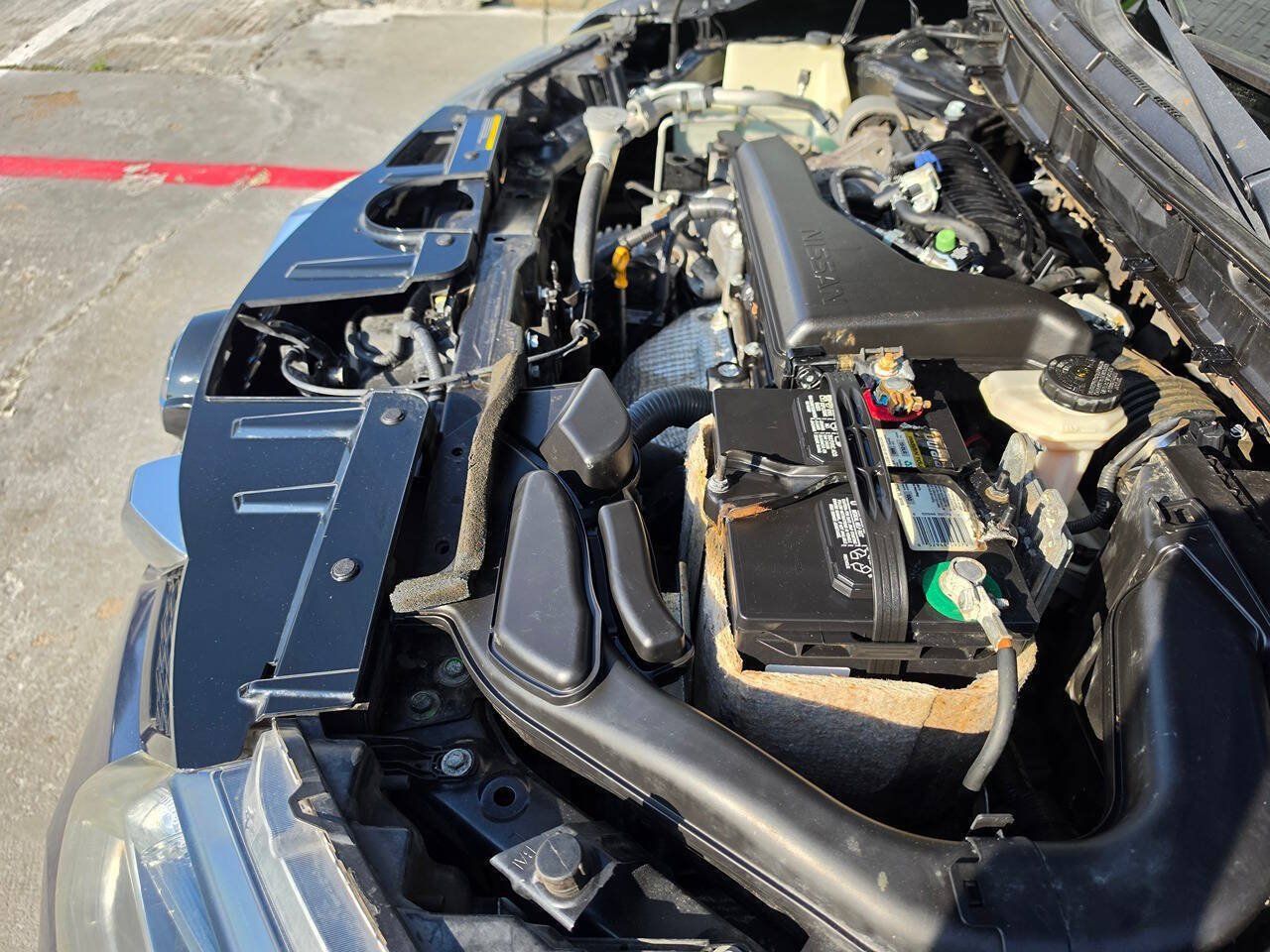 Used 2014 Nissan Rogue S FWD image 47