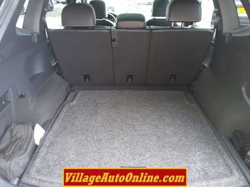 Used 2021 Volkswagen Tiguan SE R-Line image 32