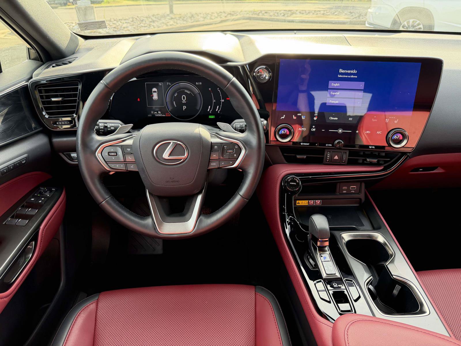 Used 2025 Lexus NX 350h AWD w/ Premium Package image 8