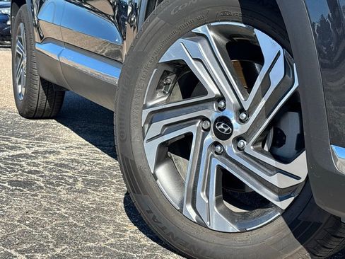 Used 2022 Hyundai Santa Fe SEL w/ Convenience Package image 2