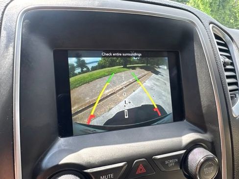 Used 2020 Dodge Durango SXT RWD image 20