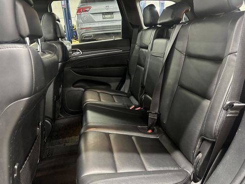 Used 2020 Jeep Grand Cherokee Limited image 9