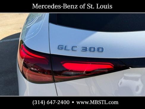 New 2026 Mercedes-Benz GLC 300 4MATIC image 4