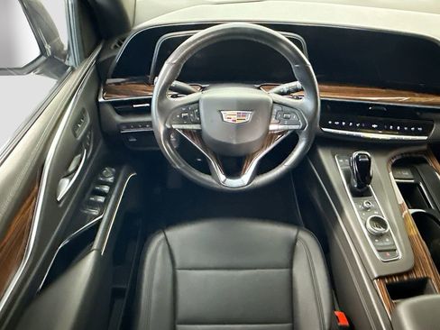 Used 2023 Cadillac Escalade ESV Luxury AWD/4WD image 10