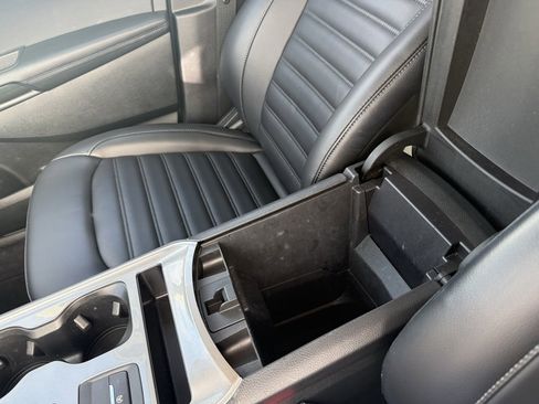 Used 2024 Ford Edge SEL w/ Convenience Package image 26