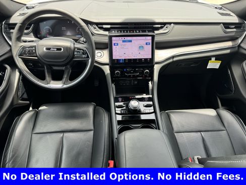 Used 2024 Jeep Grand Cherokee Overland w/ Luxury Tech Group IV AWD/4WD image 11
