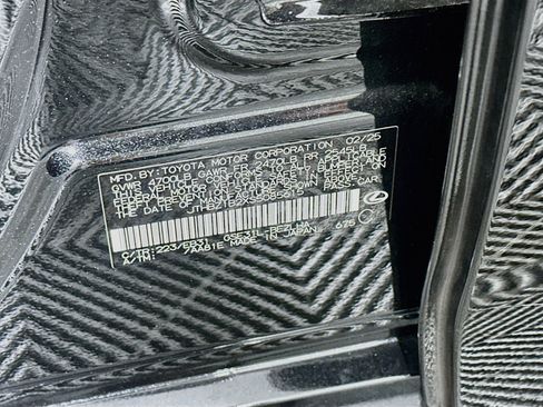 Used 2025 Lexus IS 350 F Sport RWD image 12
