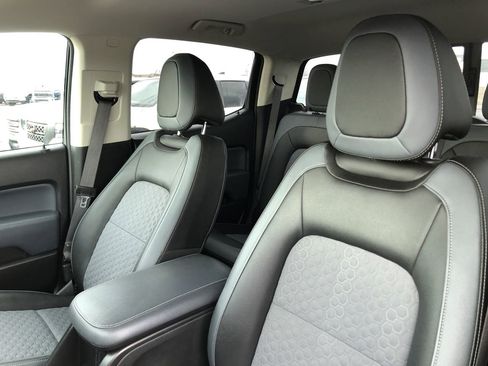 Used 2020 Chevrolet Colorado Z71 image 13