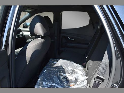 New 2026 Hyundai Santa Cruz SE image 11