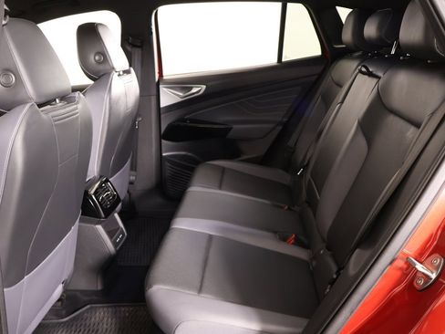 Used 2023 Volkswagen ID.4 Pro S image 38