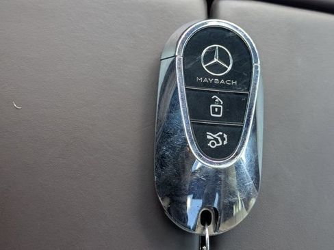 Used 2024 Mercedes-Benz Maybach EQS 680 4MATIC image 29