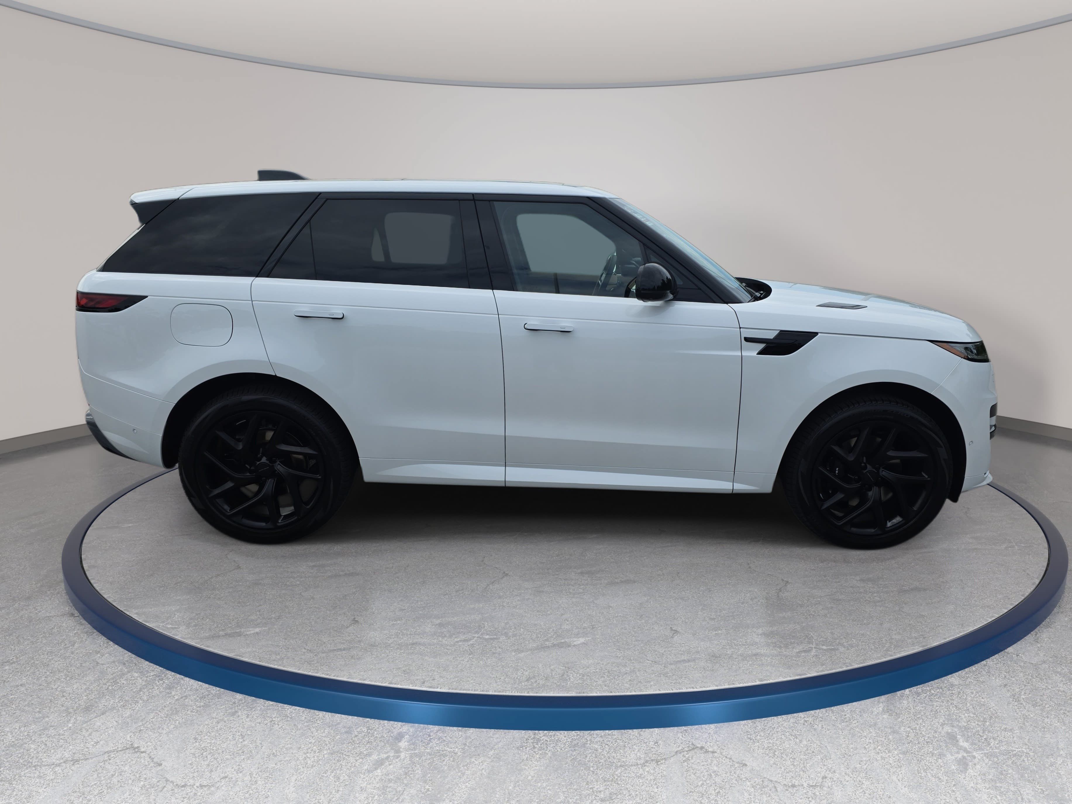 New 2026 Land Rover Range Rover Sport Dynamic SE AWD/4WD image 4