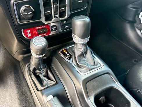 Used 2023 Jeep Wrangler Unlimited Rubicon 4xe w/ Cold Weather Group image 17