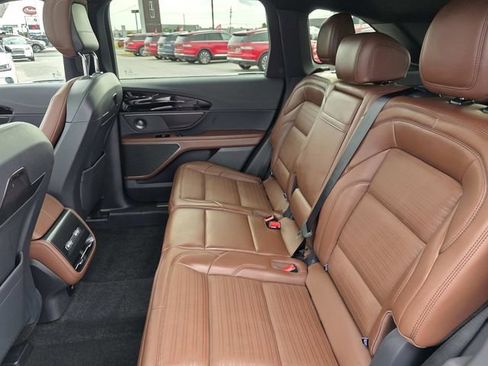 New 2026 Lincoln Nautilus Reserve image 7