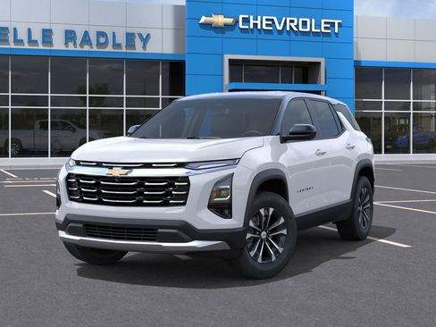 New 2026 Chevrolet Equinox LT w/ Convenience Package II image 6