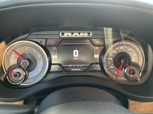 Used 2020 RAM 1500 Limited AWD/4WD image 12