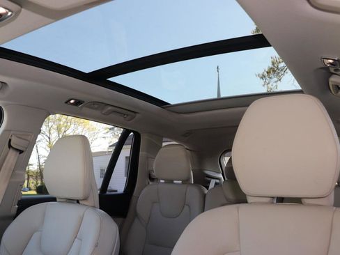 Used 2019 Volvo XC90 T6 Momentum w/ Advanced Package image 14