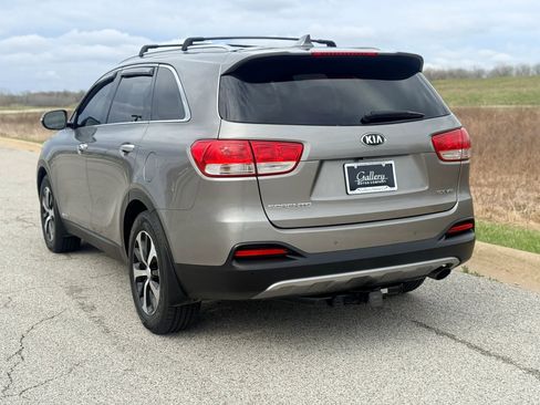Used 2018 Kia Sorento EX image 14