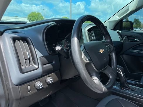 Used 2022 Chevrolet Colorado Z71 AWD/4WD image 25