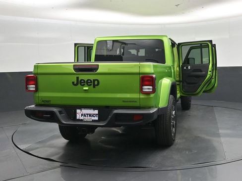 New 2026 Jeep Gladiator Sport AWD/4WD image 47