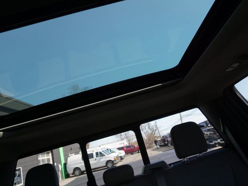 Used 2018 Ford F150 XLT w/ Equipment Group 302A Luxury AWD/4WD image 30