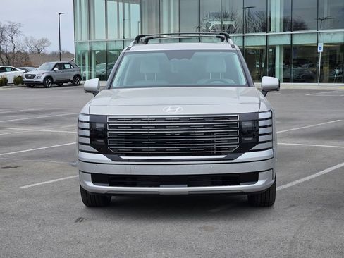 New 2026 Hyundai Palisade Calligraphy FWD image 2