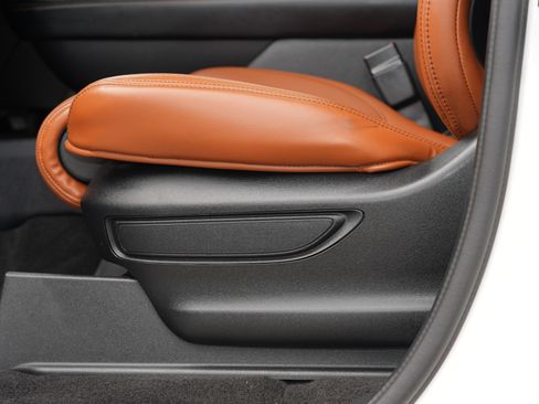 Used 2020 Lincoln Navigator Reserve w/ Luxury Package image 15