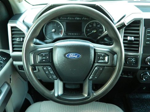 Used 2019 Ford F250 XLT AWD/4WD image 15