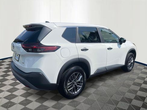 Used 2023 Nissan Rogue S AWD/4WD image 4