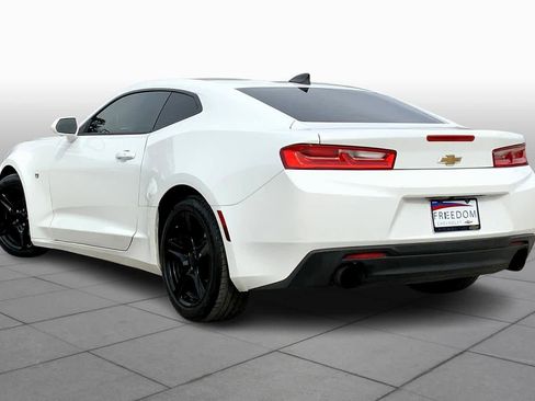 Used 2018 Chevrolet Camaro LT RWD image 11
