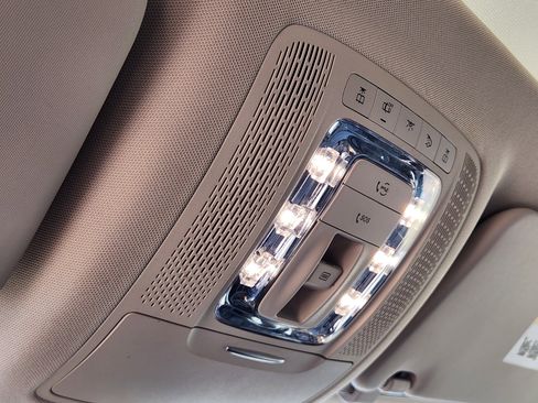 Used 2020 Mercedes-Benz GLE 350 image 31