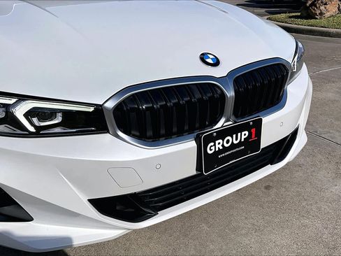 Used 2023 BMW 330i 330i w/ Premium Package image 26