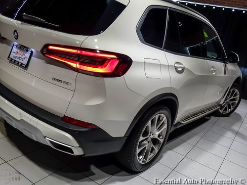 Used 2022 BMW X5 xDrive40i w/ Premium Package AWD/4WD image 8