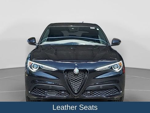 Used 2023 Alfa Romeo Stelvio Sprint RWD image 3