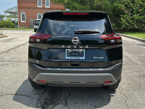 Certified 2023 Nissan Rogue SV AWD/4WD image 5