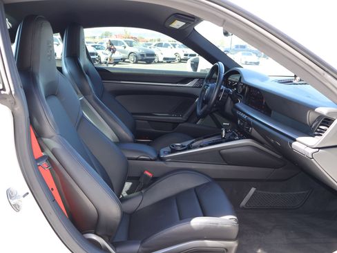 Used 2024 Porsche 911 Carrera 4S AWD/4WD image 30