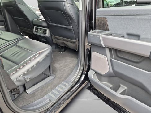 Used 2024 Ford F250 Lariat AWD/4WD image 26