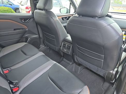 Used 2025 Subaru Forester Sport image 32