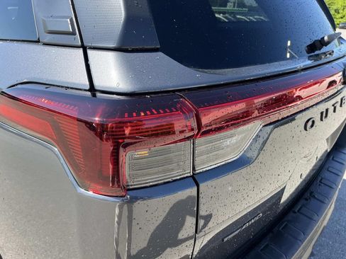 New 2026 Subaru Outback Limited XT AWD/4WD image 10