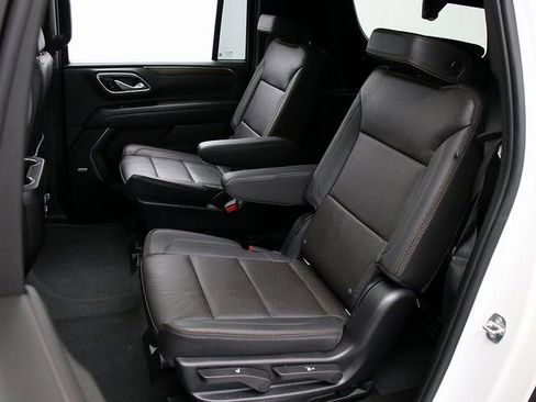 Certified 2021 Chevrolet Suburban High Country image 11