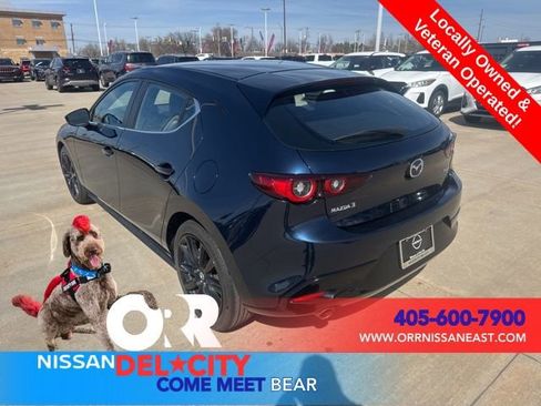 Used 2024 MAZDA MAZDA3 s FWD image 3
