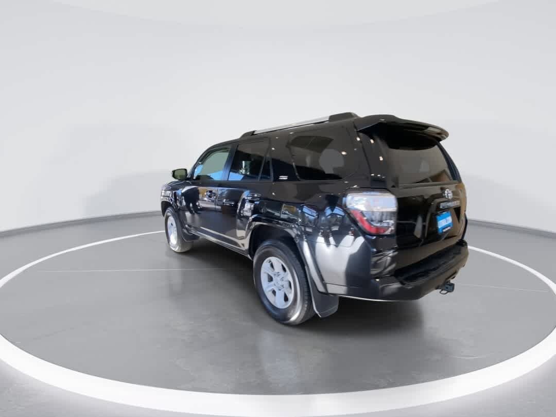 Used 2024 Toyota 4Runner SR5 Premium w/ Moonroof Package AWD/4WD image 6