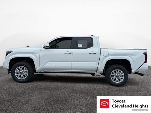 New 2026 Toyota Tacoma SR5 AWD/4WD image 8