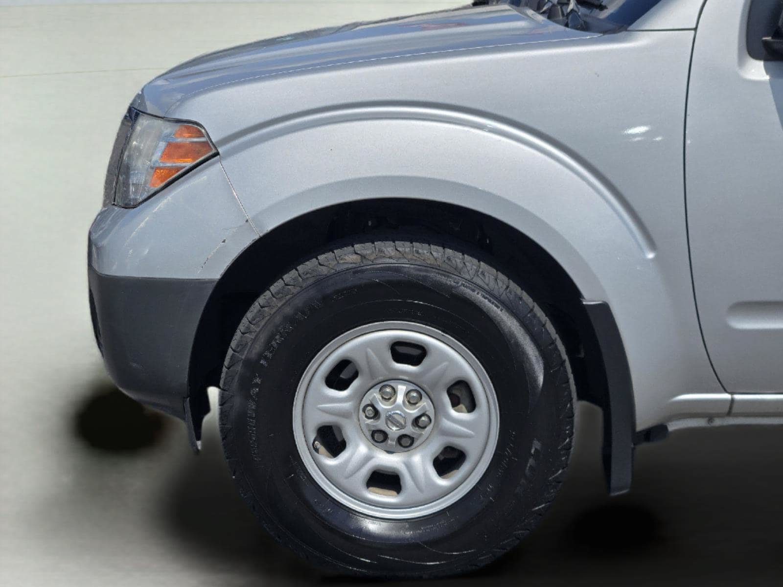 Used 2014 Nissan Frontier S RWD image 9