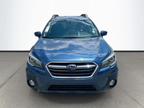 Used 2019 Subaru Outback 2.5i Limited AWD/4WD image 2