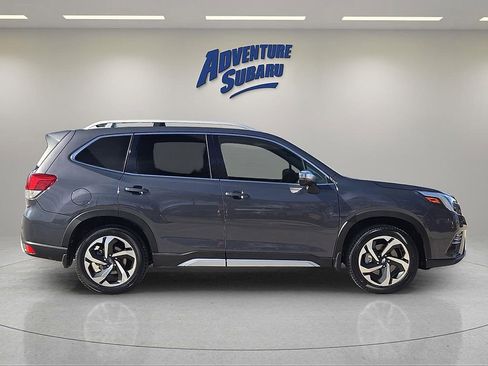 Used 2022 Subaru Forester Touring w/ Popular Package #2 image 7