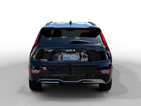 Used 2023 Kia Niro Wave FWD image 4