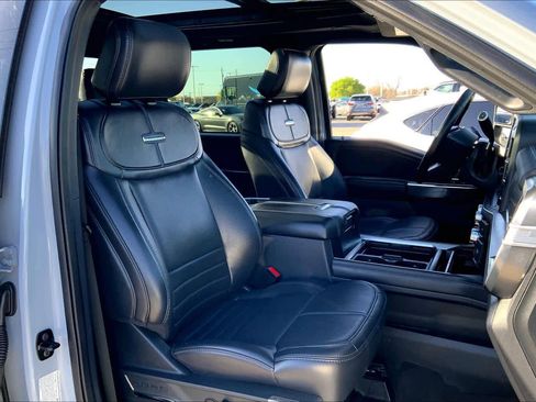 Certified 2025 Ford F250 Platinum image 9