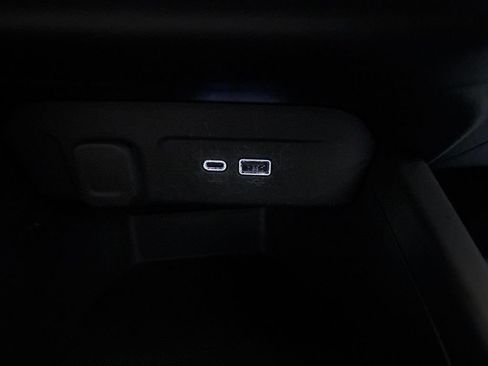 Used 2024 Chevrolet Trax RS w/ Driver Confidence Package FWD image 19