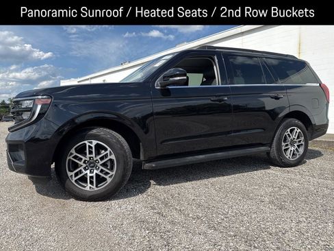 Used 2025 Ford Expedition Active AWD/4WD image 1